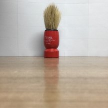 Chổi quét râu rẻ