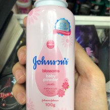Phấn thơm Johnson 100g